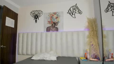 Snapshot of isabella_crofts chatting on November 1, 2025, 3:08 am isabella_crofts online show from November 1, 2025, 3:08 am