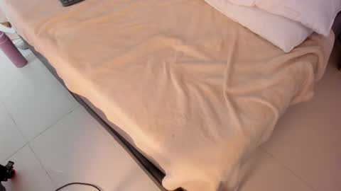 Snapshot of isabella_crofts chatting on November 11, 2025, 3:06 am isabella_crofts online show from November 11, 2025, 3:06 am