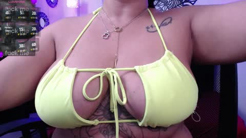 Snapshot of isabella_diprinzio chatting on January 27, 2025, 12:33 am Isabella Di Prinzio online show from January 27, 2025, 12:33 am