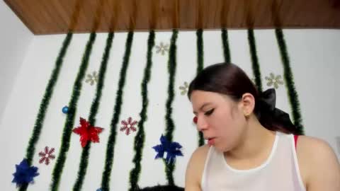 isabella_jaramillo online show from November 22, 2025, 11:31 am