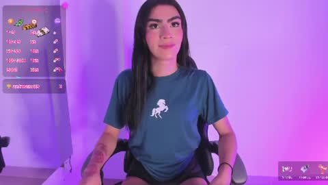 Snapshot of isabella_moon9 chatting on June 18, 2026, 11:58 am Isabella Moon9 online show from June 18, 2026, 11:58 am