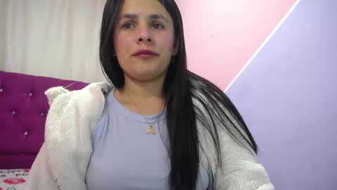 Snapshot of isabella_nice_ chatting on December 20, 2024, 1:58 am abby online show from December 20, 2024, 1:58 am