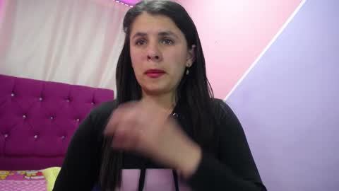 Snapshot of isabella_nice_ chatting on December 30, 2024, 12:54 am abby online show from December 30, 2024, 12:54 am