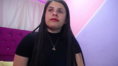 Snapshot of isabella_nice_ chatting on January 22, 2025, 2:04 am abby online show from January 22, 2025, 2:04 am