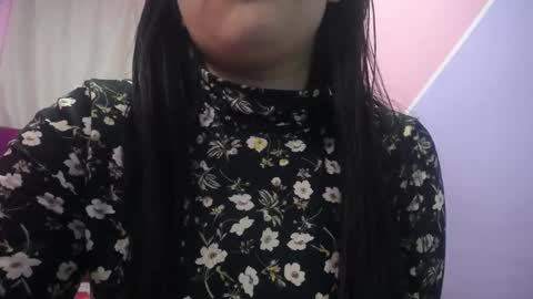 Snapshot of isabella_nice_ chatting on January 30, 2025, 2:27 am abby online show from January 30, 2025, 2:27 am