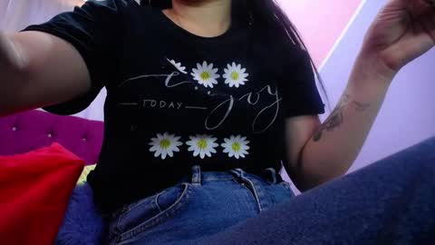 Snapshot of isabella_nice_ chatting on September 8, 2025, 2:16 pm abby online show from September 8, 2025, 2:16 pm