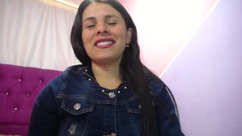 Snapshot of isabella_nice_ chatting on September 18, 2025, 3:58 pm abby online show from September 18, 2025, 3:58 pm