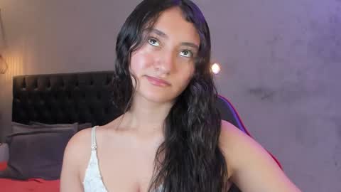 Snapshot of isabella_nowa chatting on April 21, 2026, 12:00 pm Isabella Nowa online show from April 21, 2026, 12:00 pm
