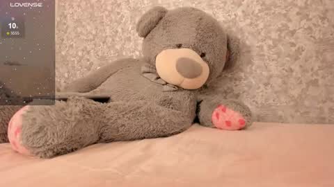 Snapshot of isabella_roberts13 chatting on February 12, 2025, 10:59 pm isa online show from February 12, 2025, 10:59 pm