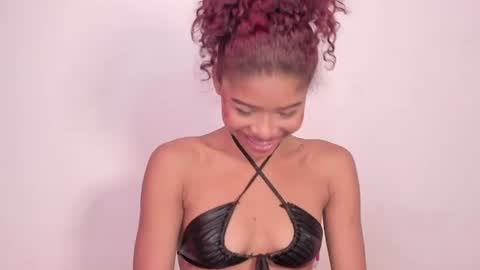 Snapshot of isabella_sex18 chatting on January 21, 2025, 3:26 am isabella online show from January 21, 2025, 3:26 am