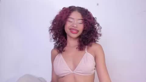 Snapshot of isabella_sex18 chatting on January 23, 2025, 7:00 am isabella online show from January 23, 2025, 7:00 am