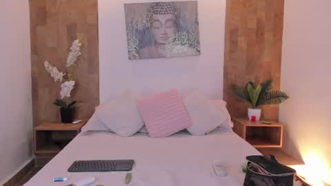 isabella_winkler online show from June 13, 2026, 10:57 am