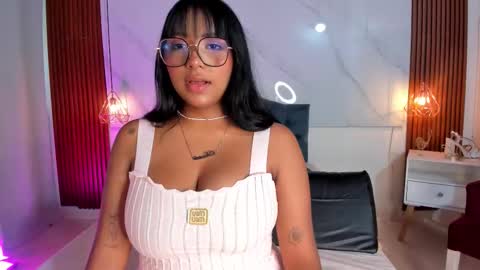 Snapshot of isabella_zc chatting on November 16, 2025, 2:22 pm isabella zc online show from November 16, 2025, 2:22 pm