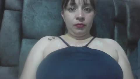 Snapshot of isabellaa_hills_ chatting on May 11, 2026, 12:38 am isabellaa_hills_ online show from May 11, 2026, 12:38 am