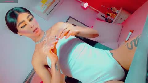 Snapshot of isabellagirs chatting on November 18, 2025, 1:59 pm isabellagirs online show from November 18, 2025, 1:59 pm