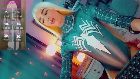 isabellagirs online show from May 18, 2026, 12:07 am