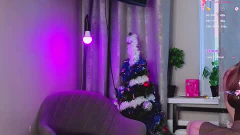 Hi Im Bella online show from December 18, 2025, 9:48 am