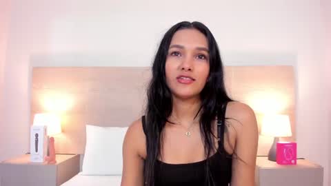 Snapshot of isabellathomass chatting on July 22, 2026, 7:27 pm isabellathomass online show from July 22, 2026, 7:27 pm
