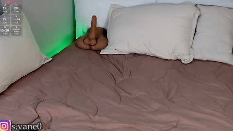 Snapshot of isabelle_adamss chatting on January 10, 2025, 5:05 am Isabelle online show from January 10, 2025, 5:05 am