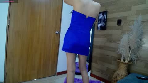 Snapshot of isabelle_hart chatting on December 16, 2025, 3:33 am online show from December 16, 2025, 3:33 am