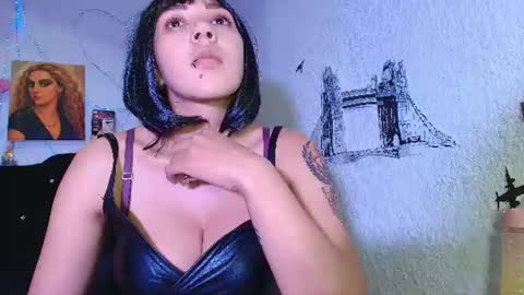 isabelle_sara online show from July 13, 2026, 9:17 pm