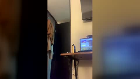 Isa online show from April 22, 2026, 12:24 am