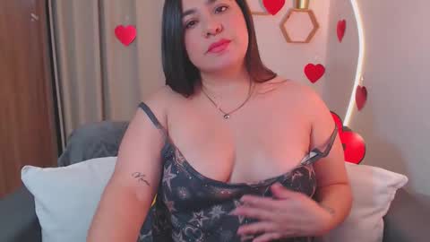 Snapshot of isabum_ chatting on February 16, 2026, 3:41 pm Isa online show from February 16, 2026, 3:41 pm