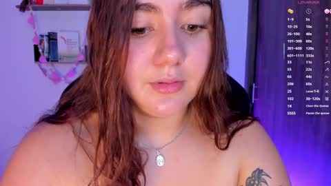 Snapshot of isarhodes_ chatting on October 14, 2025, 10:21 pm Isa online show from October 14, 2025, 10:21 pm