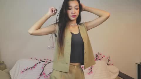 Snapshot of isauraangeletti chatting on October 15, 2025, 5:13 pm Selina online show from October 15, 2025, 5:13 pm