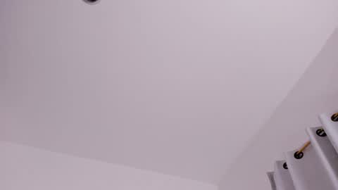 ishabellalopez online show from October 13, 2025, 5:07 am