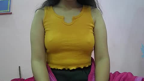 ishika_singh_ online show from January 14, 2026, 2:17 am