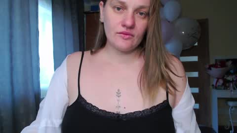 isingle_mom online show from April 9, 2026, 5:51 am