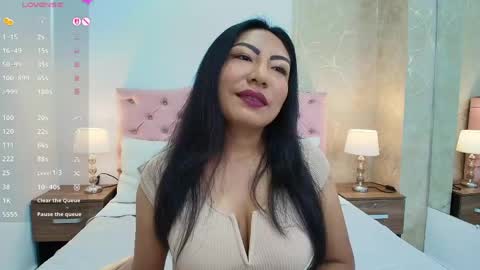 Snapshot of isis_choi chatting on May 29, 2026, 7:34 pm Isis Choi online show from May 29, 2026, 7:34 pm