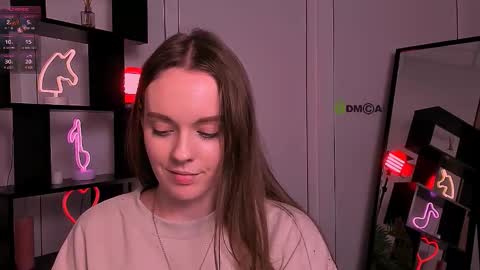 isla_dior online show from November 10, 2025, 4:28 pm