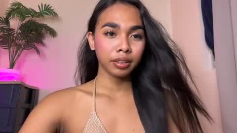 Snapshot of island_girlxxx chatting on July 7, 2026, 10:30 am Alona online show from July 7, 2026, 10:30 am
