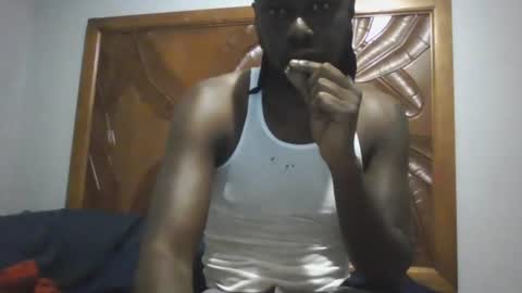 Snapshot of islandbey242 chatting on June 18, 2026, 9:47 am islandbey242 online show from June 18, 2026, 9:47 am