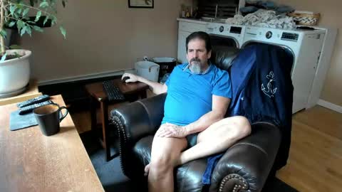 Jim online show from April 21, 2026, 9:28 pm