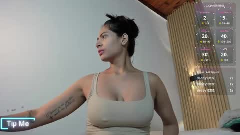 IslaScott online show from April 19, 2026, 9:19 am