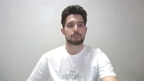 islaysince97 online show from April 20, 2026, 12:19 pm