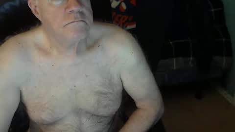 Snapshot of islesman22 chatting on February 9, 2025, 11:25 am islesman22 online show from February 9, 2025, 11:25 am