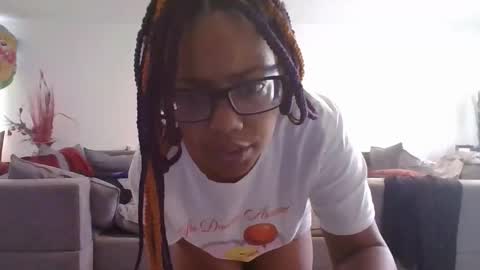 Sharice online show from April 18, 2026, 3:16 pm