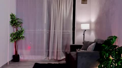 Snapshot of isnotforeveryone chatting on September 26, 2025, 3:10 am Julyane online show from September 26, 2025, 3:10 am