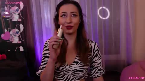 IsoldeBliss online show from October 23, 2025, 7:23 pm