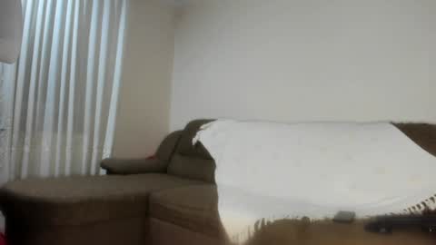 Issabelle online show from January 30, 2025, 6:13 am