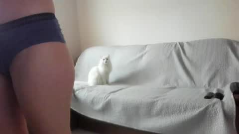 Issabelle online show from April 6, 2026, 5:30 am