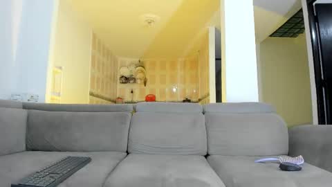 Isabella  online show from January 7, 2026, 9:50 pm