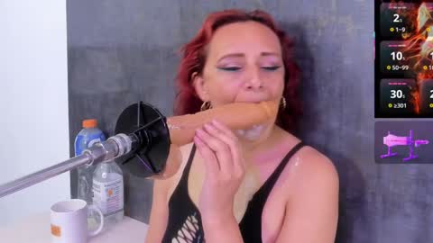 Snapshot of issys_milf chatting on April 25, 2026, 2:03 pm ISSYS online show from April 25, 2026, 2:03 pm