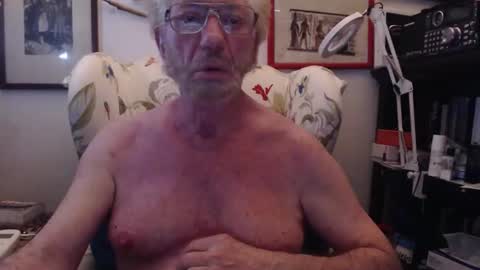 ImYourBitch online show from June 3, 2026, 4:04 am