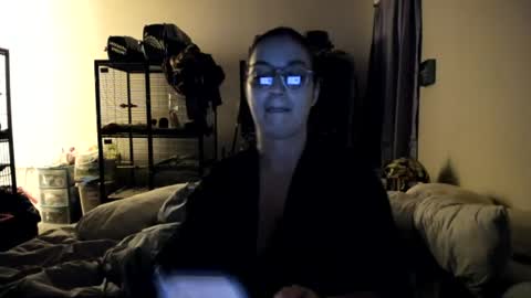 Bella Bloom online show from June 22, 2026, 3:19 am