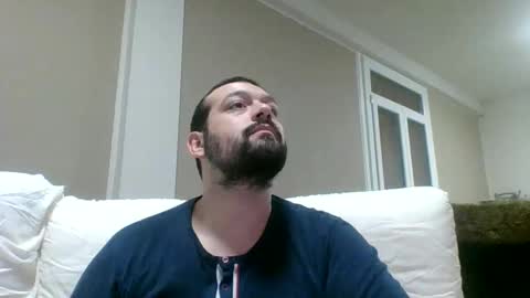 Snapshot of italianbigboy932 chatting on March 18, 2026, 11:30 pm italianbigboy932 online show from March 18, 2026, 11:30 pm